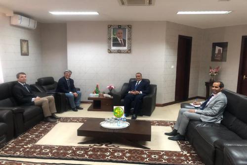 Le ministre des Affaires étrangères reçoit l'Ambassadeur représentant de l'UE en Mauritanie Le ministre des Affaires étrangères reçoit l'Ambassadeur représentant de l'UE en Mauritanie