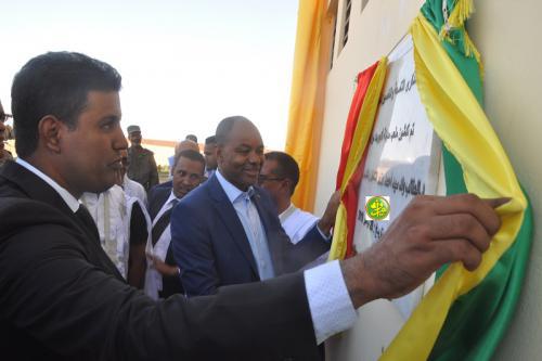 Le ministre de l’Emploi inaugure un stade de foot ball à Akjoujt