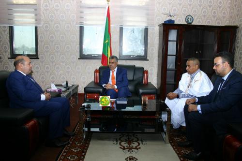 Le ministre de l’Économie s’entretient avec le directeur Exécutif de la BAD Le ministre de l’Économie s’entretient avec le directeur Exécutif de la BAD