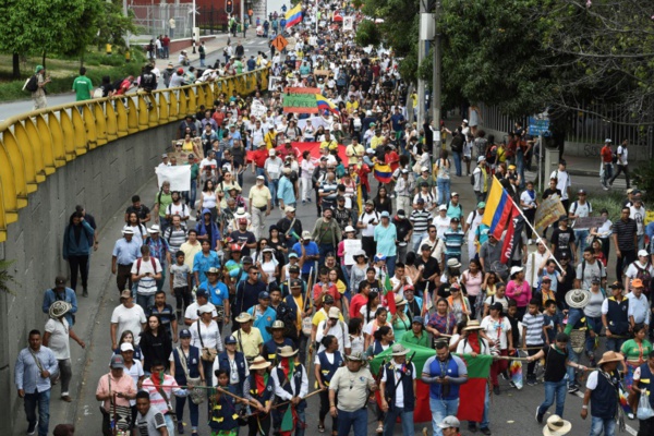 Colombie: plusieurs milliers de manifestants contre le gouvernement d'Ivan Duque Colombie: plusieurs milliers de manifestants contre le gouvernement d'Ivan Duque
