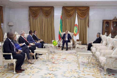 Le Président de la République reçoit le Vice-président de la Banque Mondiale pour l'Afrique Le Président de la République reçoit le Vice-président de la Banque Mondiale pour l'Afrique