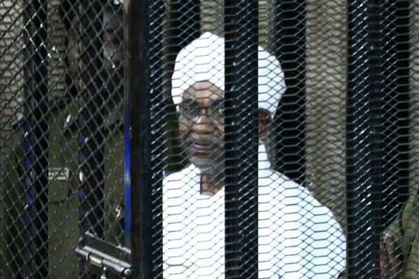 Soudan: verdict attendu pour l'ex-président Béchir accusé de corruption