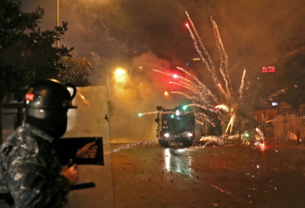 Liban: des dizaines de blessés dans des heurts entre policiers et partisans de mouvements chiites
