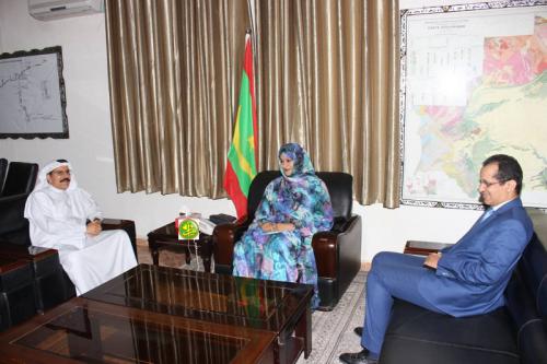 La ministre de l’hydraulique s’entretient avec l’ambassadeur du Koweït à Nouakchott La ministre de l’hydraulique s’entretient avec l’ambassadeur du Koweït à Nouakchott