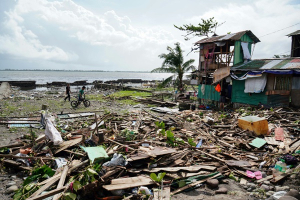 Typhon Phanfone aux Philippines: 28 morts