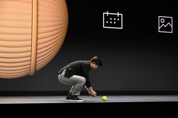 Un robot-balle, des télévisions-caméras et la ville du tout connecté au show de la tech