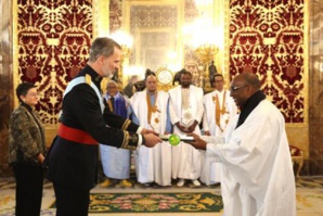Notre ambassadeur en Espagne remet ses lettres de créances au Roi d’Espagne Notre ambassadeur en Espagne remet ses lettres de créances au Roi d’Espagne