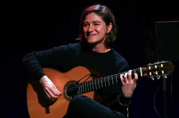 Antonia Jiménez, rare femme dans le monde masculin de la guitare flamenca