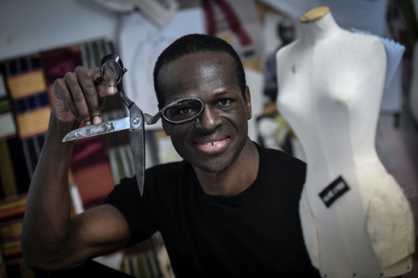 Imane Ayissi, couturier du patrimoine africain, sauf le wax