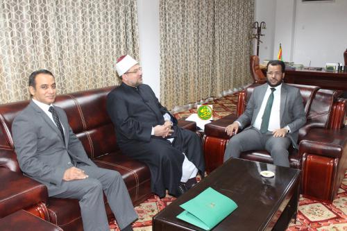 Le ministre des Affaires islamiques reçoit le ministre égyptien des Aouqafs Le ministre des Affaires islamiques reçoit le ministre égyptien des Aouqafs