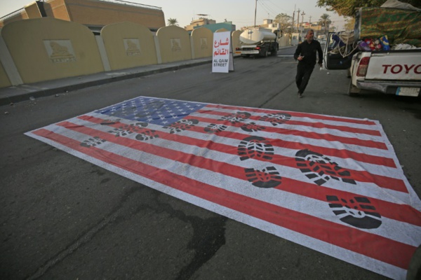 Bagdad: des milliers d'antiaméricains se rassemblent à l'appel d'un leader chiite