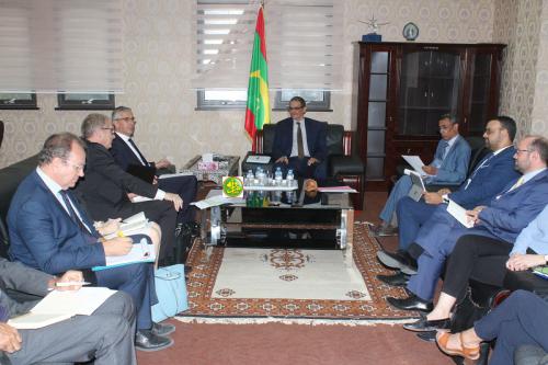 Le ministre de l’économie reçoit le responsable de l’unité de coordination de l’alliance du Sahel Le ministre de l’économie reçoit le responsable de l’unité de coordination de l’alliance du Sahel