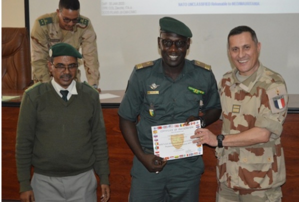 L’OTAN forme des officiers de l'armée et de la police sur les "urgences" L’OTAN forme des officiers de l'armée et de la police sur les "urgences"