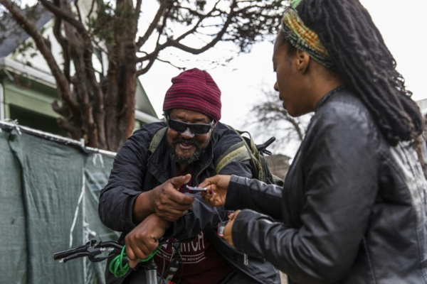 En Californie, des mères de famille à la pointe du combat pour les sans-abri En Californie, des mères de famille à la pointe du combat pour les sans-abri