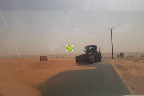 Désensablement de l’axe routier Boutilimit-Zemzam Désensablement de l’axe routier Boutilimit-Zemzam