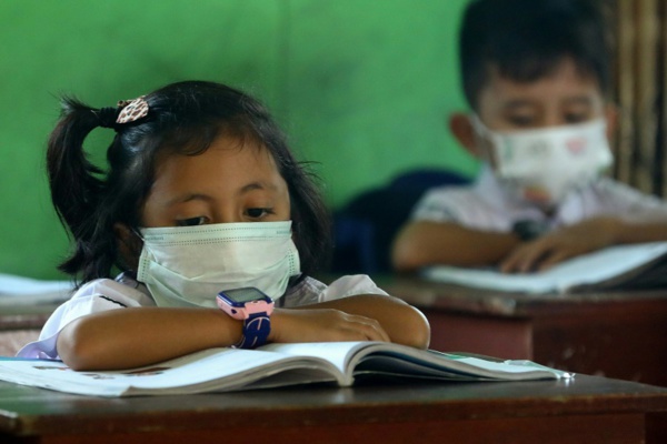 Climat, malbouffe... "Menace immédiate" pour la santé de tous les enfants, alerte l'ONU