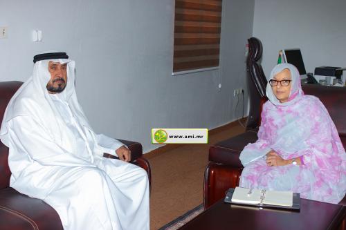 La ministre de l’Environnement reçoit l’ambassadeur des Émirats Arabes Unis La ministre de l’Environnement reçoit l’ambassadeur des Émirats Arabes Unis
