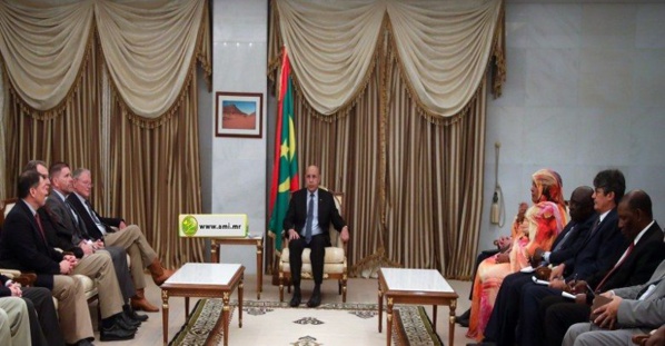 Le président Ghazouani reçoit une délégation du sénat américain Le président Ghazouani reçoit une délégation du sénat américain