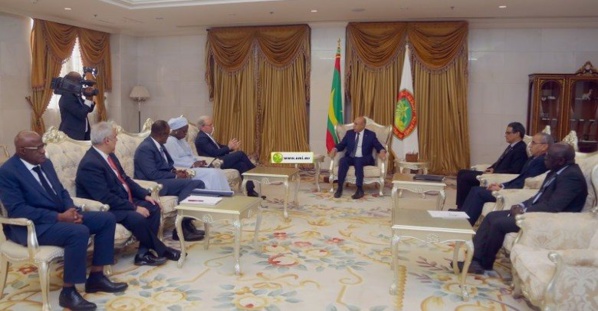Le président Ghazouani reçoit le directeur général de la banque mondiale Le président Ghazouani reçoit le directeur général de la banque mondiale