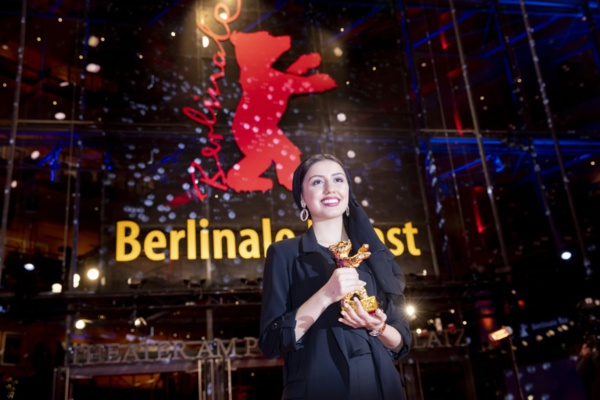 Interdit de quitter l'Iran, le cinéaste Mohammad Rasoulof sacré à Berlin Interdit de quitter l'Iran, le cinéaste Mohammad Rasoulof sacré à Berlin