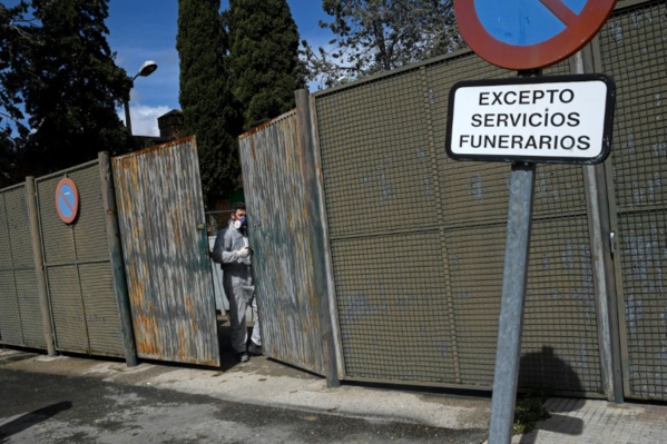 Coronavirus: nouveau record de morts en Espagne qui demande l'aide de l'Otan Coronavirus: nouveau record de morts en Espagne qui demande l'aide de l'Otan