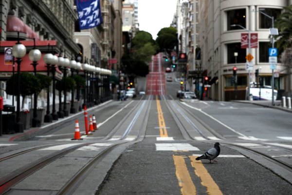 Vivre seul et sans contact physique avec d'autres humains, le lourd coût du confinement Vivre seul et sans contact physique avec d'autres humains, le lourd coût du confinement