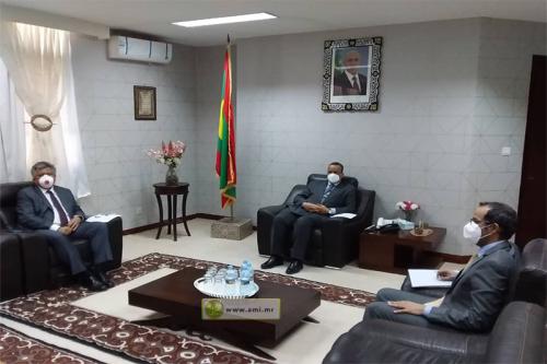 Le ministre des affaires étrangères reçoit l'ambassadeur de Turquie en Mauritanie