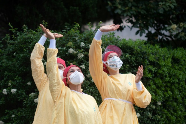 Pandémie: lueur d'espoir dans certains des pays les plus touchés Pandémie: lueur d'espoir dans certains des pays les plus touchés