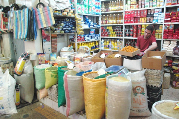 Signature d’un accord fixant les prix de certains produits exonérés des taxes douanières Signature d’un accord fixant les prix de certains produits exonérés des taxes douanières