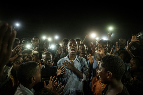 Le photographe de l'AFP Yasuyoshi Chiba remporte le World Press Photo 2020