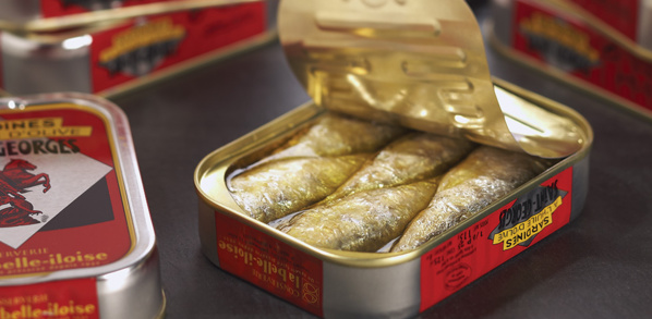 Nouadhibou : coup d’envoi d’une opération de distribution gratuite de poisson Nouadhibou : coup d’envoi d’une opération de distribution gratuite de poisson