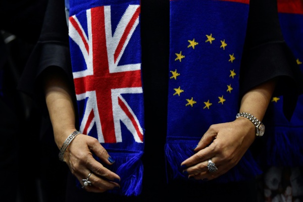 Brexit: les discussions patinent, Londres et Bruxelles se rejettent la faute
