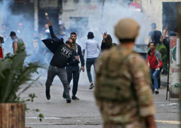 Crise au Liban: nouveaux heurts entre manifestants et soldats