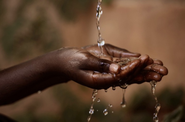 DG de la SNDE :Toutes les mesures sont prises pour approvisionner les populations en eau potable et mettre fin aux coupures d’eau dans le pays