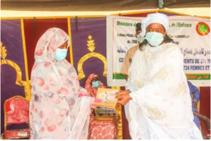 Des crédits pour financer prés de 400 micro-projets et d'AGR Des crédits pour financer prés de 400 micro-projets et d'AGR