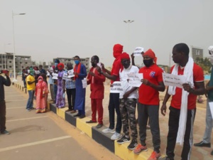 Manifestation pour la lumière sur le meurtre d’Abass Diallo