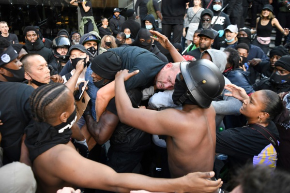 "Tous solidaires": nouvelles manifestations mondiales contre les violences policières