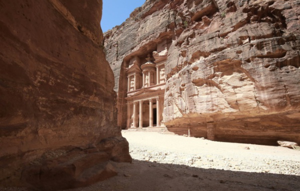 Petra, cité fantôme: le tourisme jordanien frappé de plein fouet par la pandémie Petra, cité fantôme: le tourisme jordanien frappé de plein fouet par la pandémie