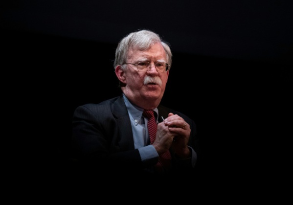Trump vs. Bolton: duel judiciaire autour d'un livre critique sur le président américain Trump vs. Bolton: duel judiciaire autour d'un livre critique sur le président américain
