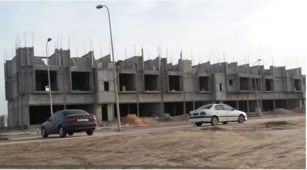 Un proche de l’ancien président Aziz accompagne les enquêteurs au marché construit sur un espace de l’école de police Un proche de l’ancien président Aziz accompagne les enquêteurs au marché construit sur un espace de l’école de police