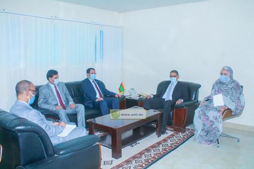 Le ministre de la Pêche s’entretient avec l’ambassadeur du Yemen en Mauritanie Le ministre de la Pêche s’entretient avec l’ambassadeur du Yemen en Mauritanie