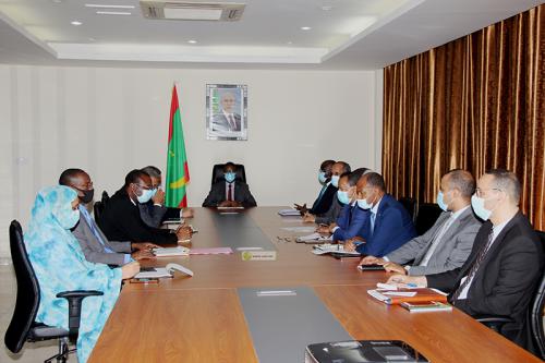 Le premier ministre préside la réunion de la commission inter-ministérielle chargée de la préparation des festivités de l’indépendance nationale Le premier ministre préside la réunion de la commission inter-ministérielle chargée de la préparation des festivités de l’indépendance nationale