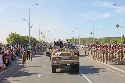 Le Président de la République supervise le grand défilé militaire du 60ème anniversaire de l’indépendance