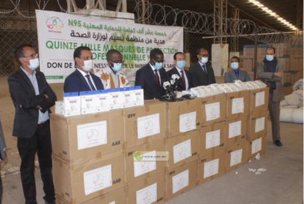 L’ONG Nessim pour l’action culturelle distribue un lot de masques au ministère de la Santé L’ONG Nessim pour l’action culturelle distribue un lot de masques au ministère de la Santé