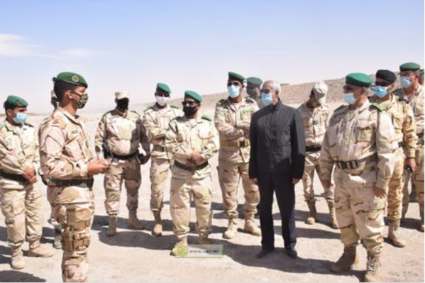 Le ministre de la Défense Nationale examine l'état d'avancement des travaux en cours pour la construction du Centre de formation opérationnelle et de maintien de la paix dans la moughataa de Ouad Naga Le ministre de la Défense Nationale examine l'état d'avancement des travaux en cours pour la construction du Centre de formation opérationnelle et de maintien de la paix dans la moughataa de Ouad Naga