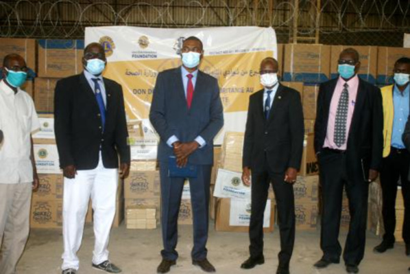 Le ministère de la Santé reçoit une aide médicale fournie par les «Lions» clubs de Mauritanie