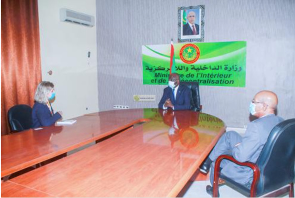 Le ministre de l’Intérieur reçoit la Représentante de l’OIM en Mauritanie