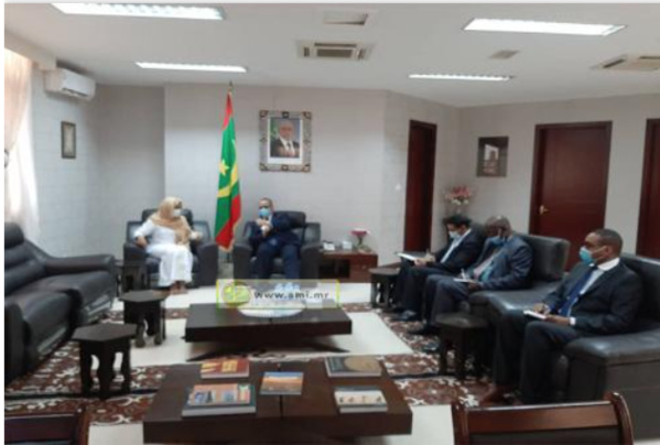 Le ministre des Affaires étrangères s'entretient avec son homologue de Guinée Bissau