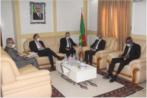 Le ministre de la Défense nationale s’entretient avec l’ambassadeur belge Le ministre de la Défense nationale s’entretient avec l’ambassadeur belge