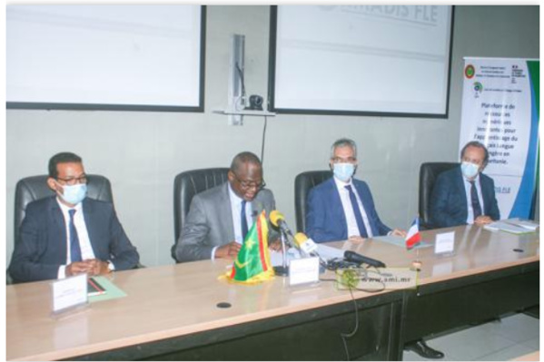 Lancement du projet de mise en place d'une plateforme numérique d'enseignement du français Lancement du projet de mise en place d'une plateforme numérique d'enseignement du français